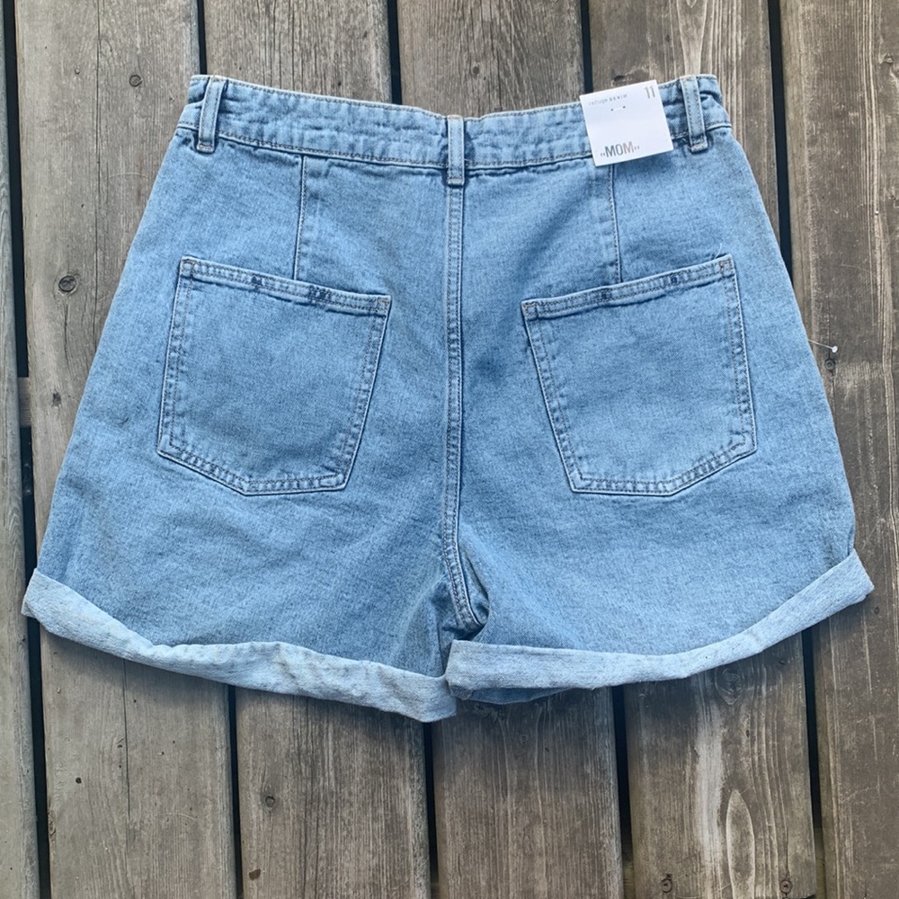 Refuge Denim Mom Shorts BRAND NEW - Picture 5 of 6